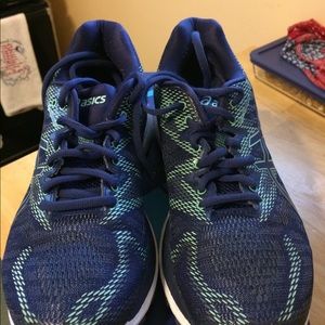 Women’s ASICS Gel Nimbus 20.